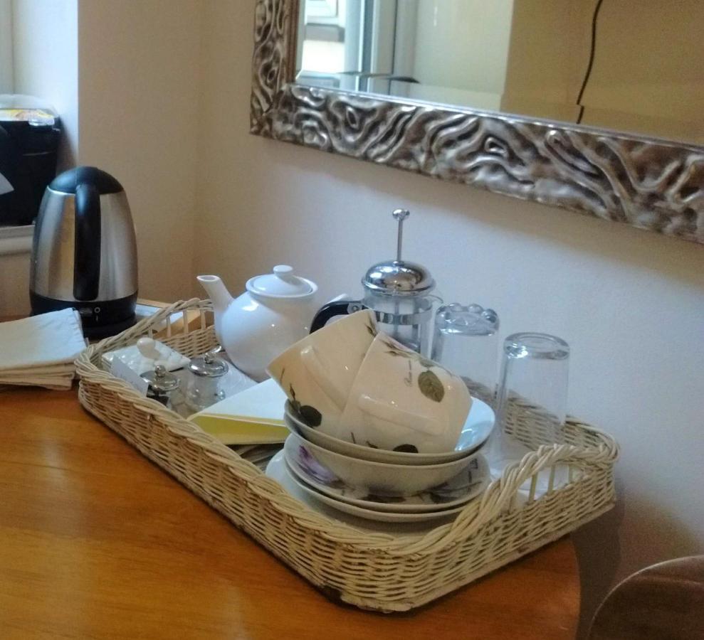 Sunny Patch Bed & Breakfast Stroud  Bagian luar foto